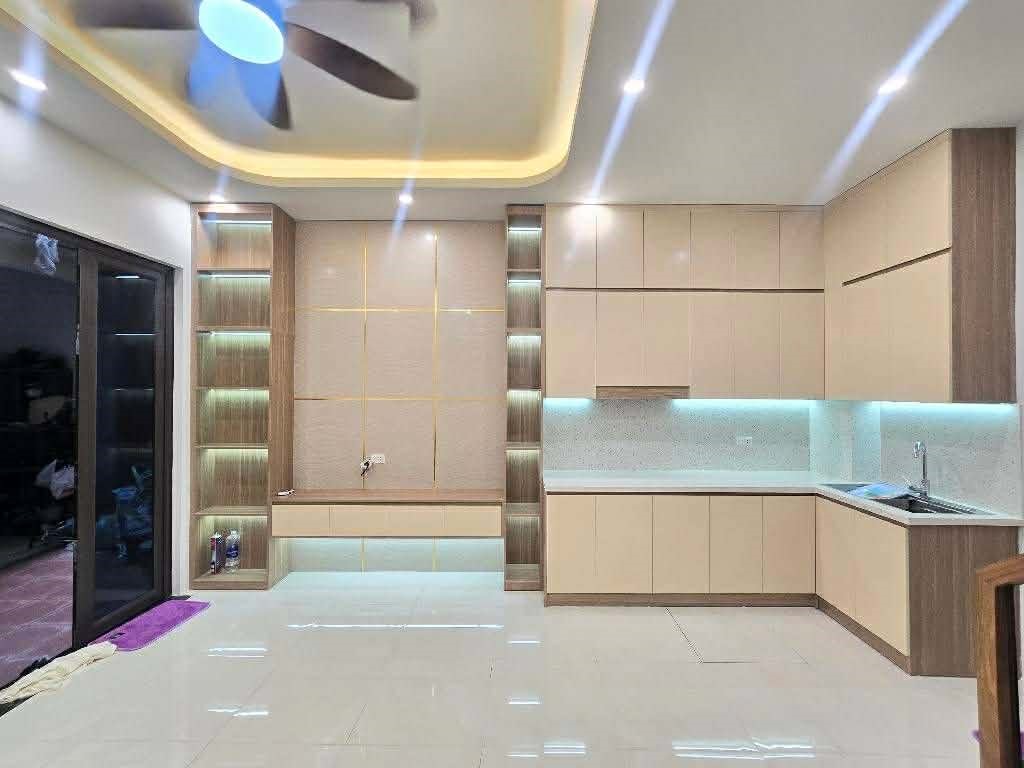 BÁN NHÀ GẦN NGÃ TƯ SỞ_HƠN 30M RA PHỐ_34m2 x 5T_MT RỘNG_GẦN Ô TÔ_2 THOÁNG, nhỉnh 9 tỷ